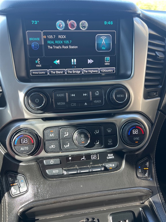 ChevroletSuburban LTZ 1500 4WD27