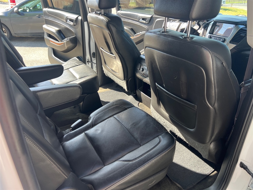 ChevroletSuburban LTZ 1500 4WD38