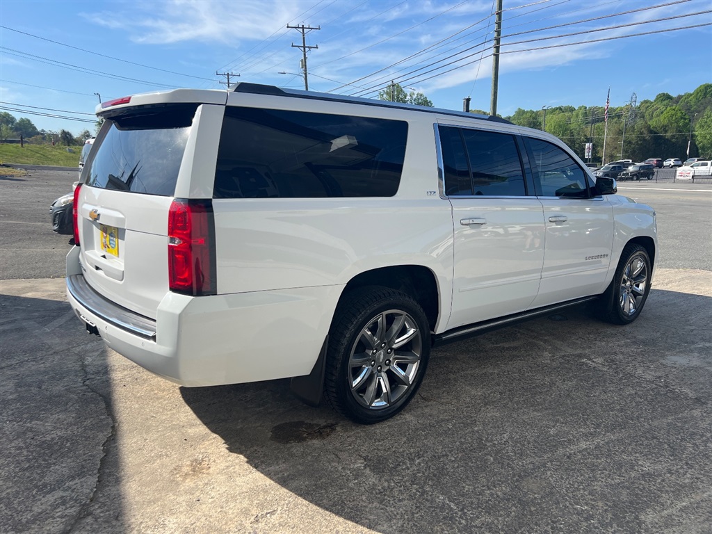 ChevroletSuburban LTZ 1500 4WD5