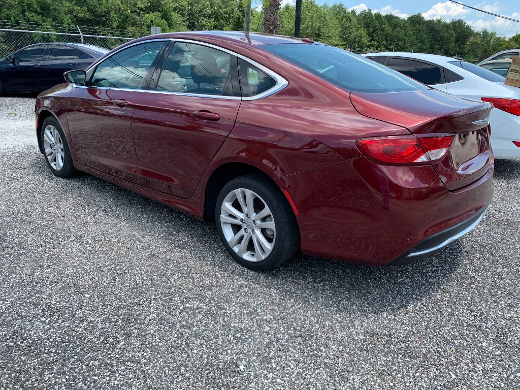 2015 Chrysler 200 Limited photo