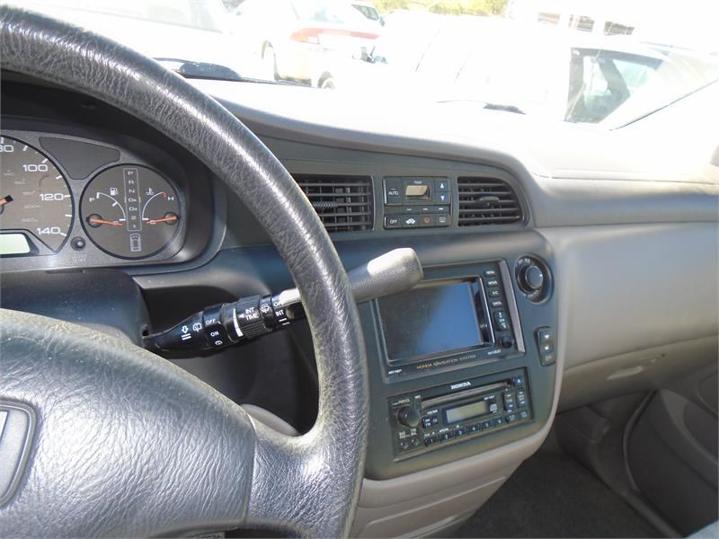 The 2000 Honda Odyssey EX