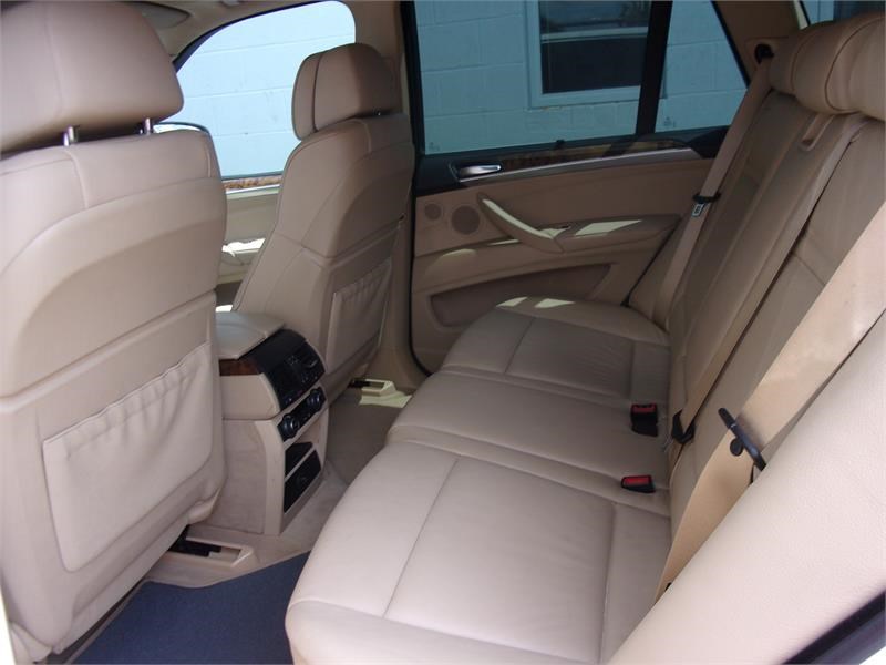 2008 BMW X5 4.8i photo