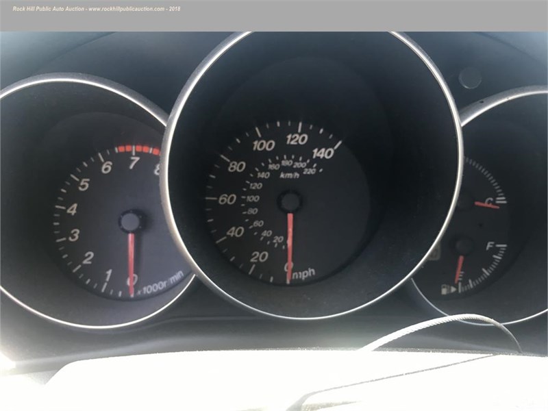 2005 Mazda Mazda3 i photo