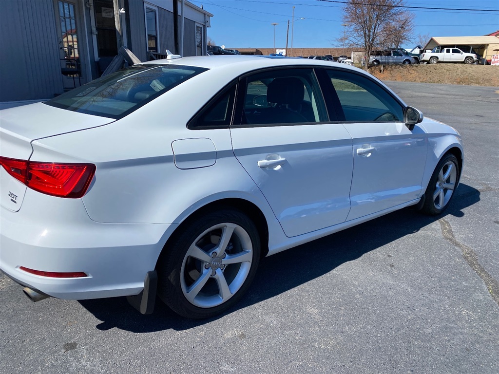 2015 Audi A3 2.0T quattro Premium photo
