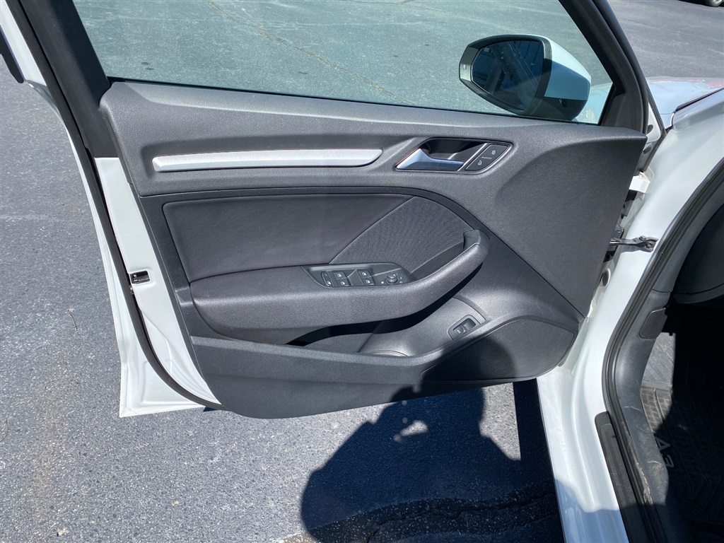 2015 Audi A3 2.0T quattro Premium photo