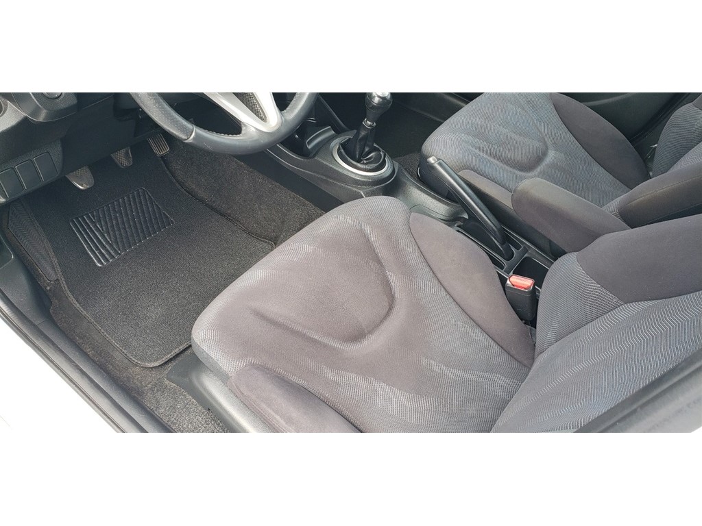 2010 Honda Fit Sport photo