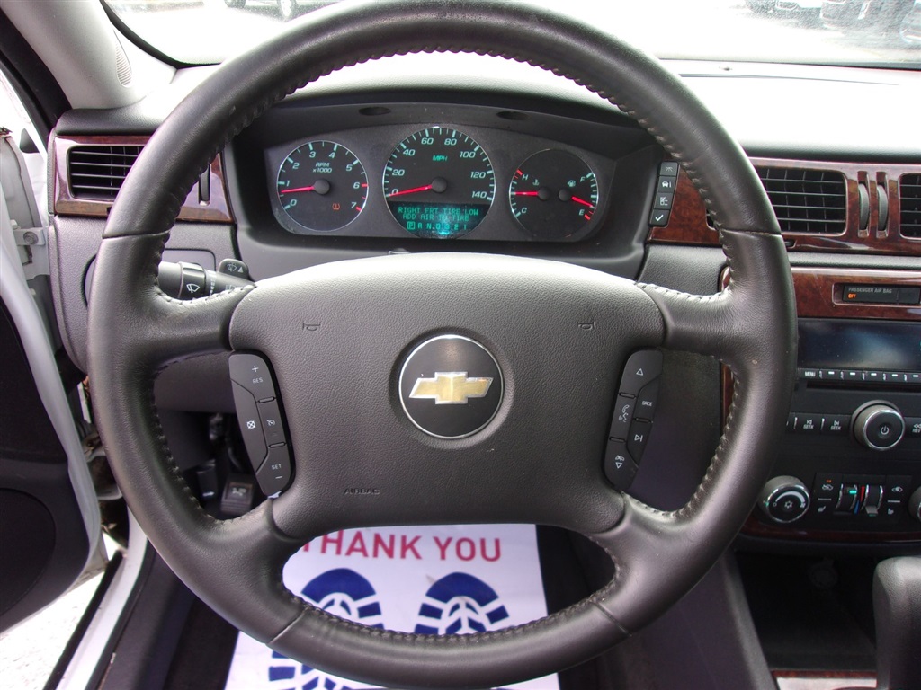 2011 Chevrolet Impala LT Fleet photo