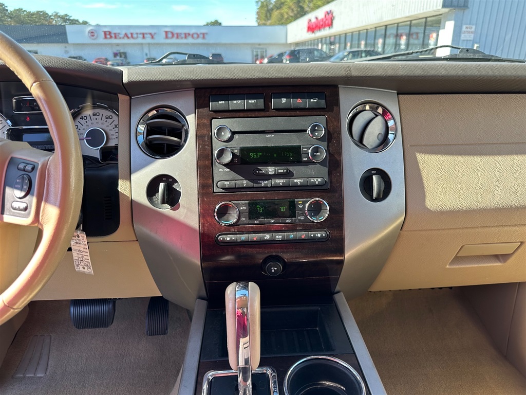 2012 Ford Expedition EL XLT photo