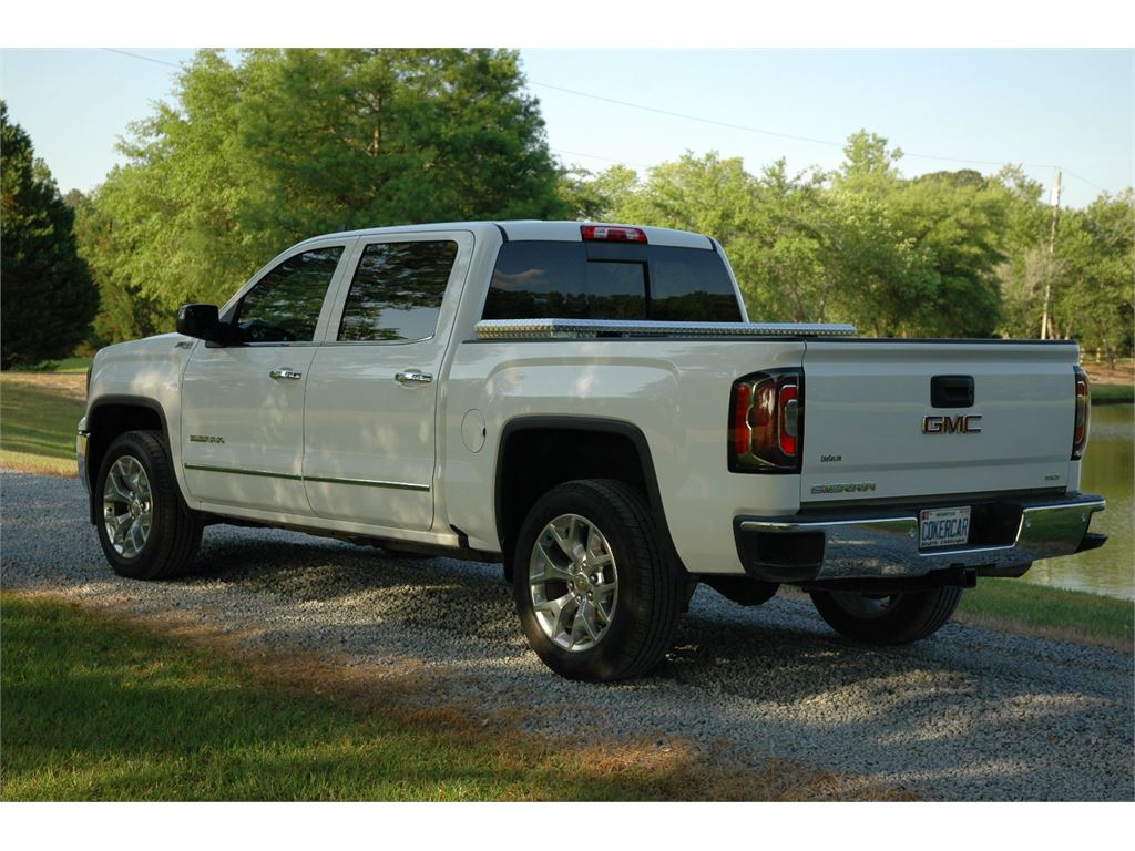 2018 GMC   photo