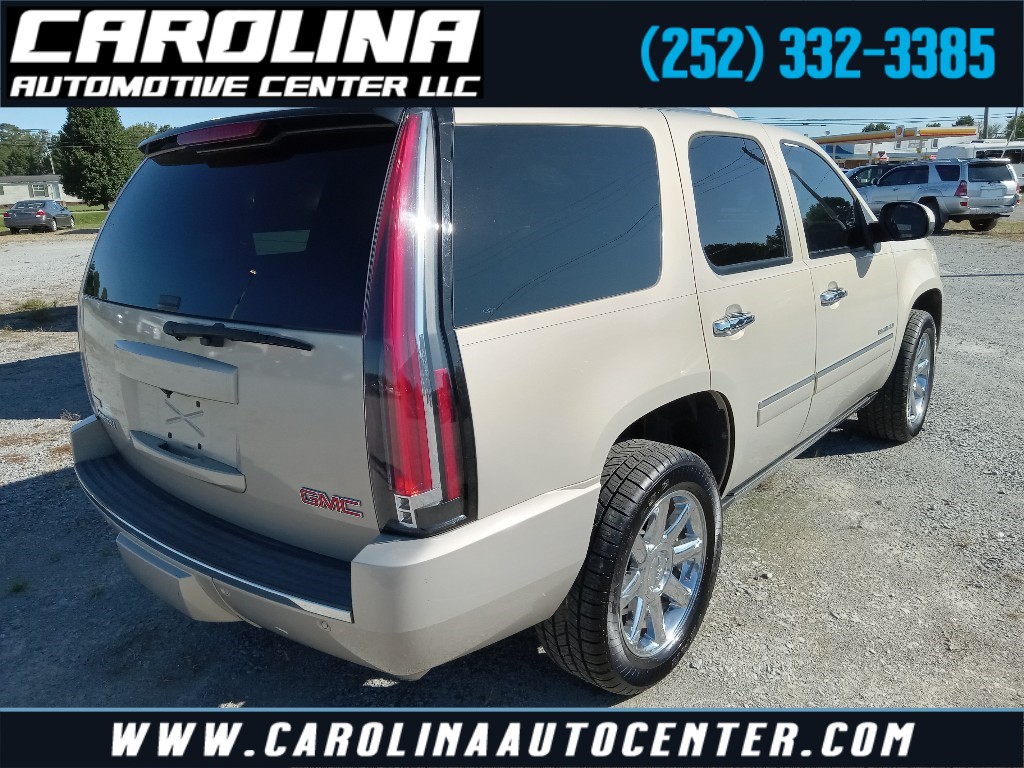 2010 GMC Yukon Denali photo