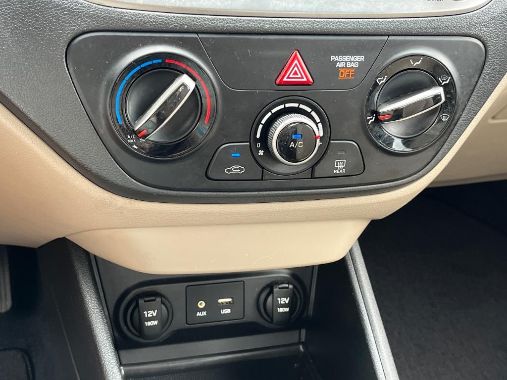 2018 Hyundai Accent SE  photo