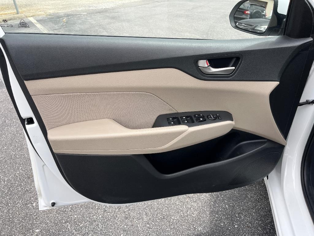 2018 Hyundai Accent SE  photo