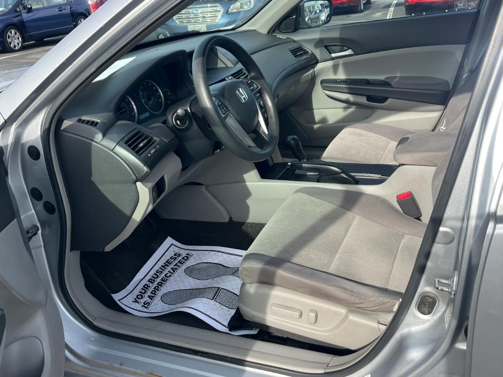 2009 Honda Accord LX-P photo