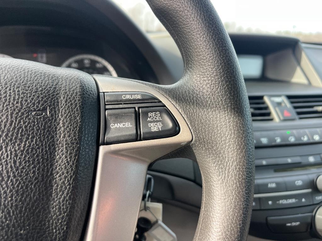 2009 Honda Accord LX-P photo