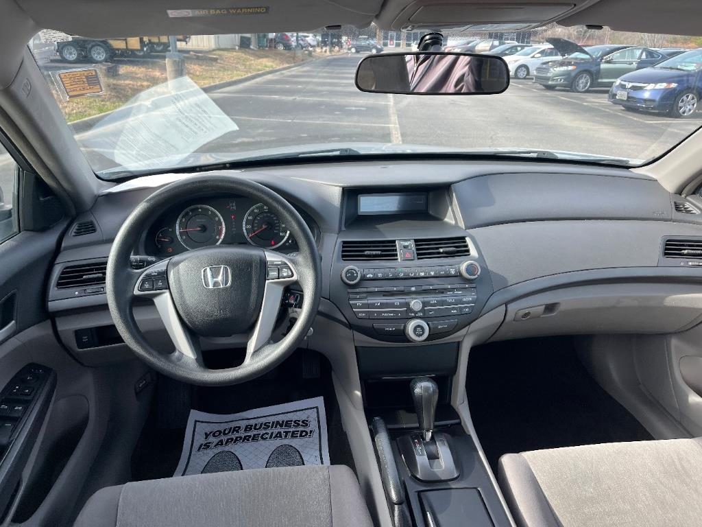 2009 Honda Accord LX-P photo