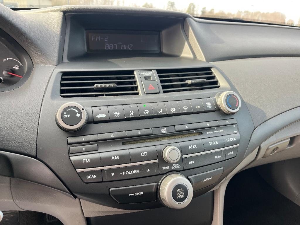 2009 Honda Accord LX-P photo