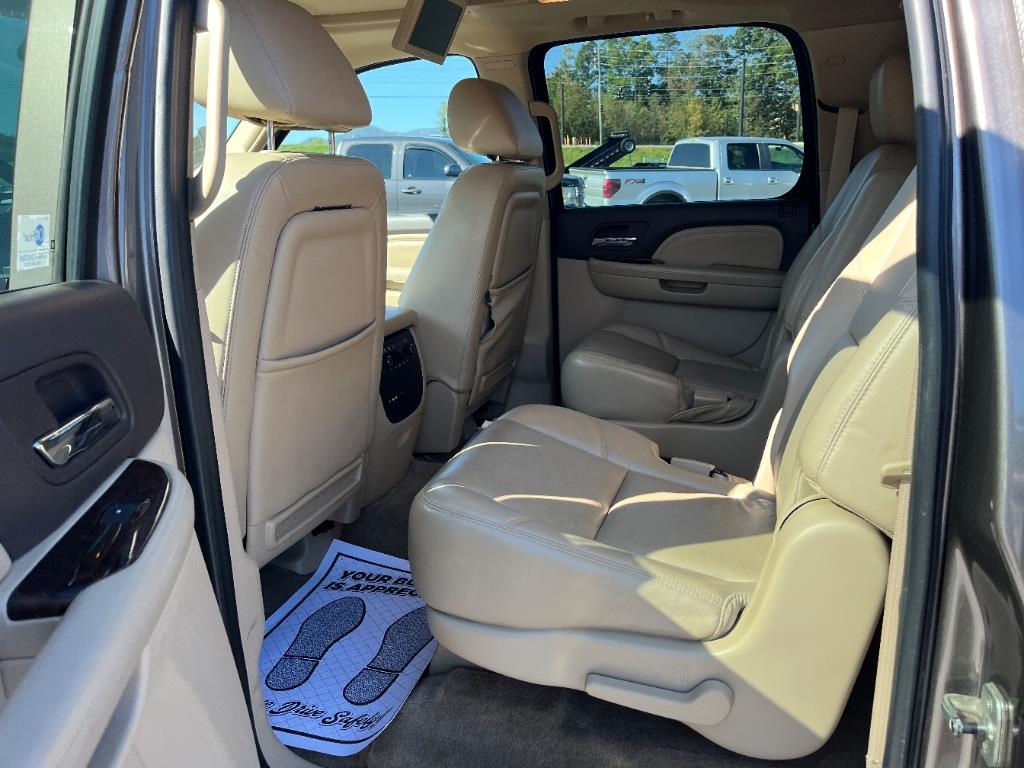 2011 GMC Yukon XL Denali photo
