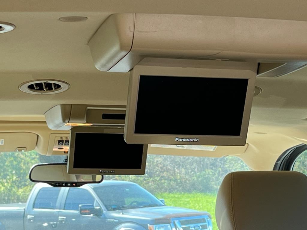 2011 GMC Yukon XL Denali photo