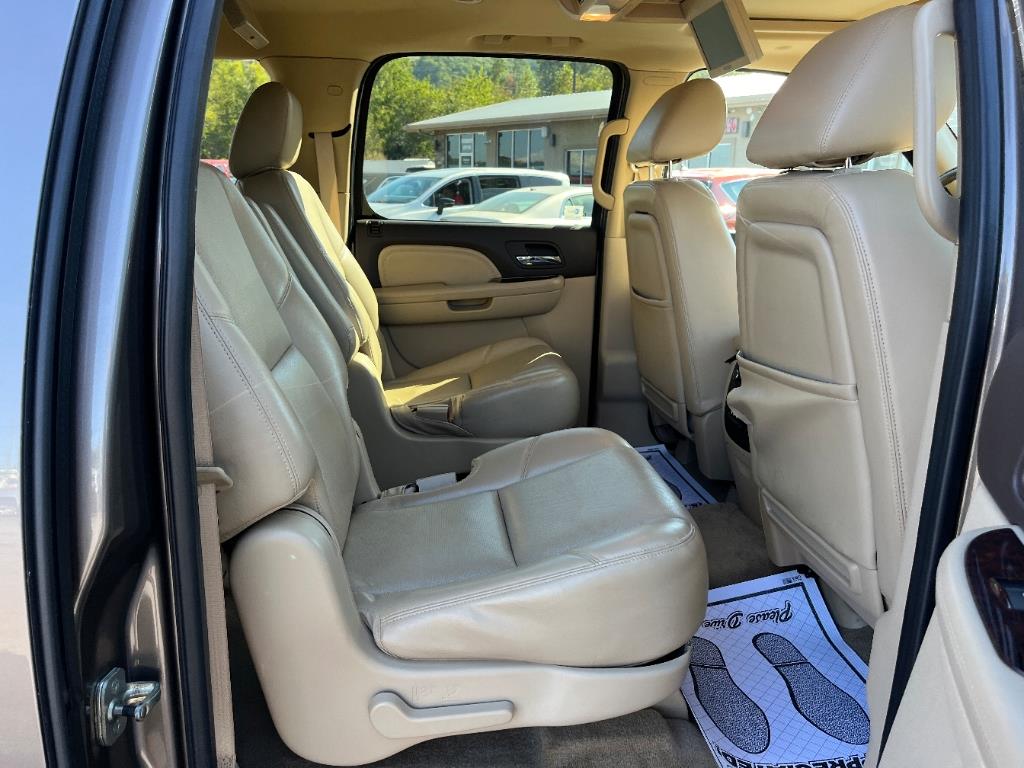 2011 GMC Yukon XL Denali photo