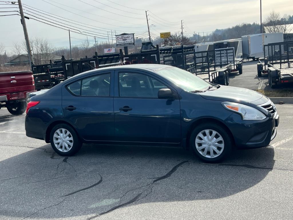 2015 Nissan Versa 1.6 S photo