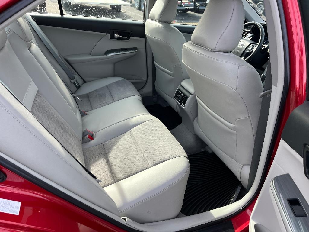 2012 Toyota Camry Hybrid LE photo