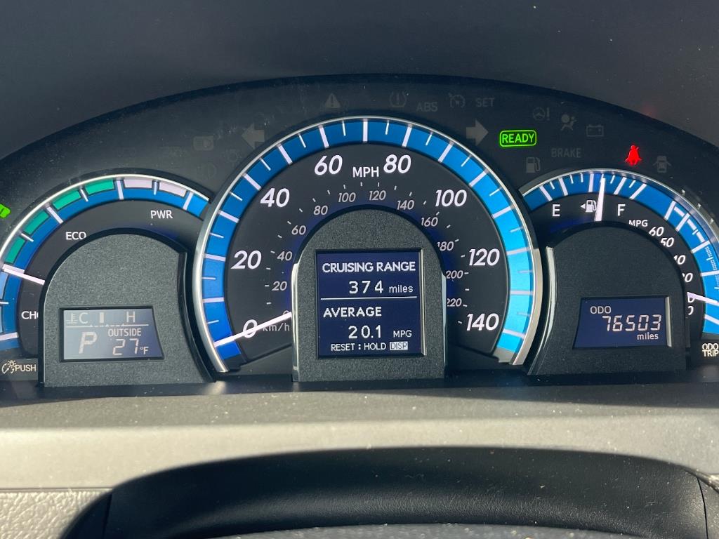 2012 Toyota Camry Hybrid LE photo