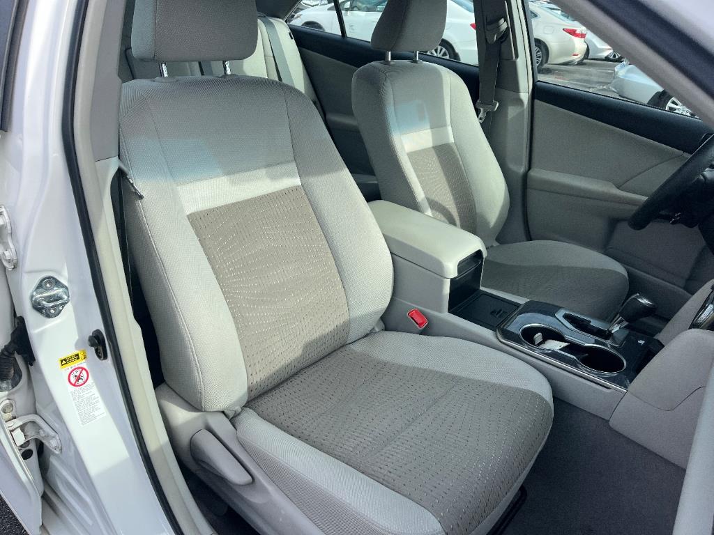 2012 Toyota Camry Hybrid LE photo