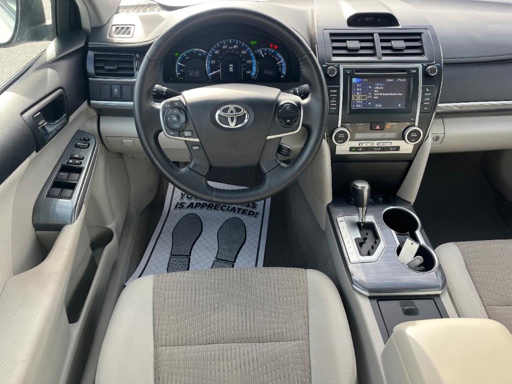 2012 Toyota Camry Hybrid LE photo