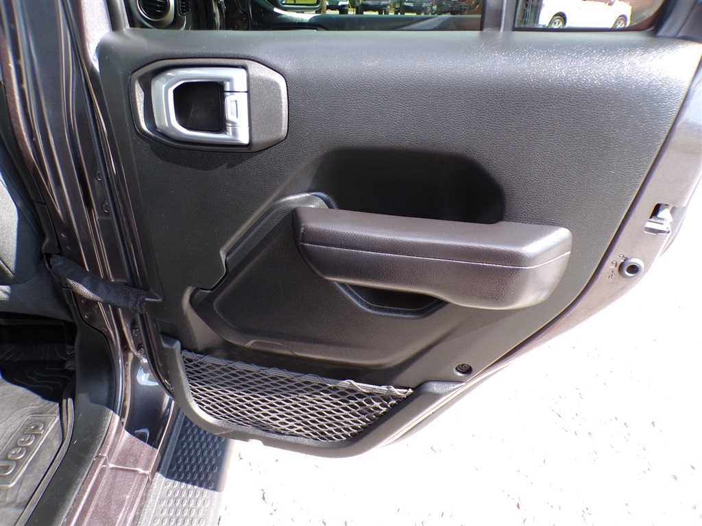 JEEPWRANGLER UNLIMITED WILLYS27