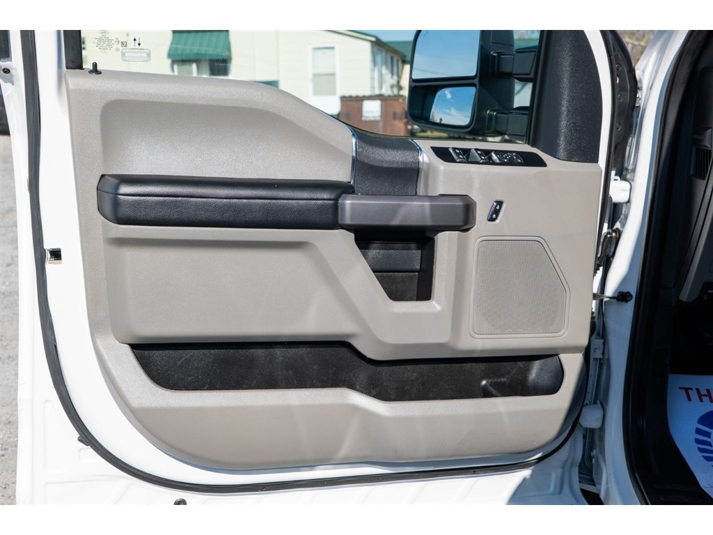 FordF-450 SUPER DUTY XLT11