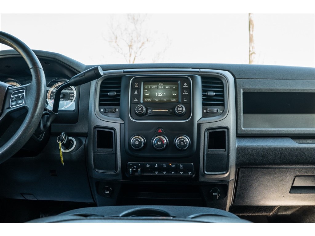 RAM2500 Tradesman Diesel 4WD32
