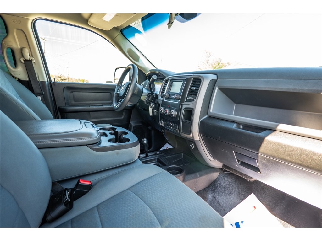 RAM2500 Tradesman Diesel 4WD34