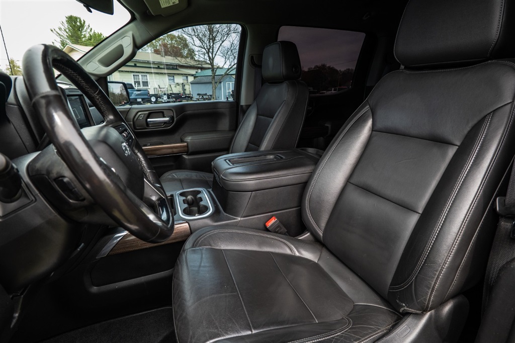 ChevroletSilverado 1500 LT Trail Boss Crew Cab 4WD19