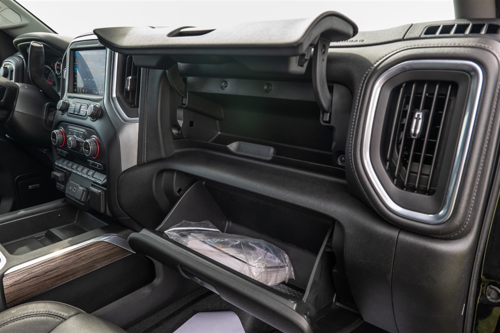 ChevroletSilverado 1500 LT Trail Boss Crew Cab 4WD38