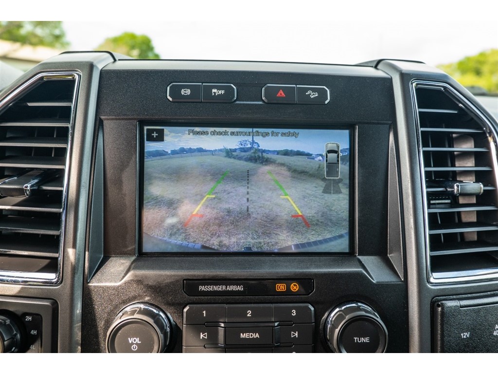 FordF-250 SD XLT Crew Cab 4WD22