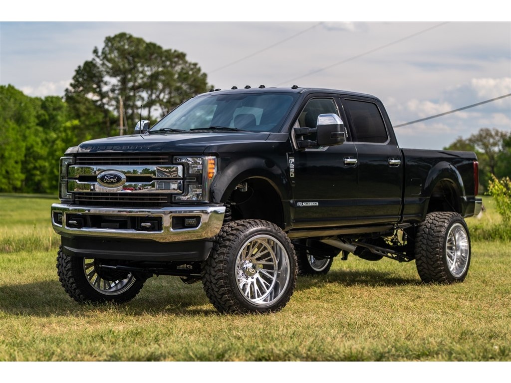 FordF-250 SD XLT Crew Cab 4WD7