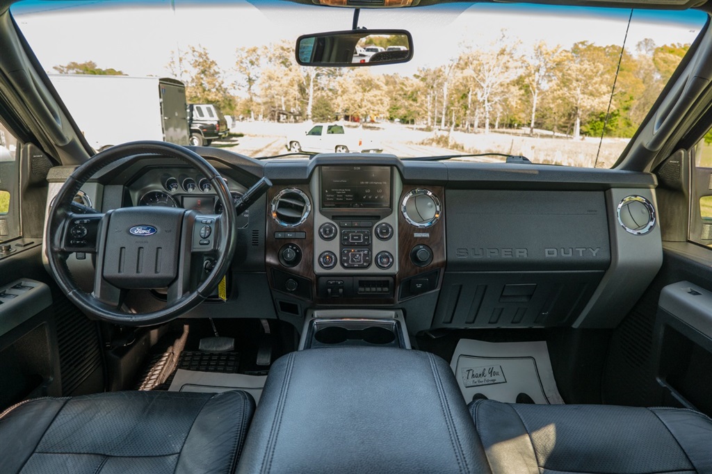 FordF-250 SD Lariat Crew Cab 4WD26