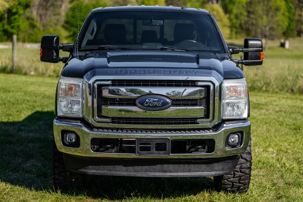 FordF-250 SD Lariat Crew Cab 4WD5