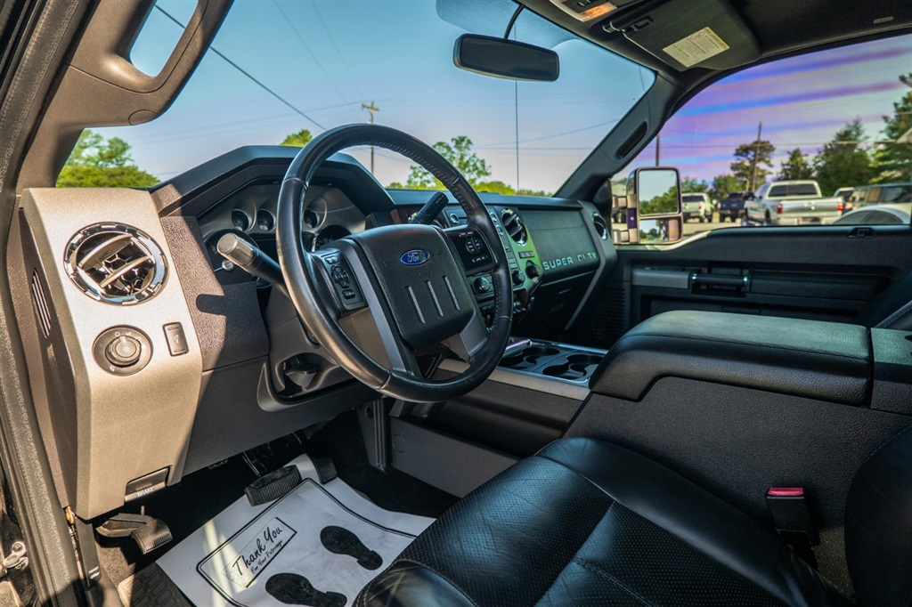 FordF-350 SD Lariat Crew Cab 4WD9
