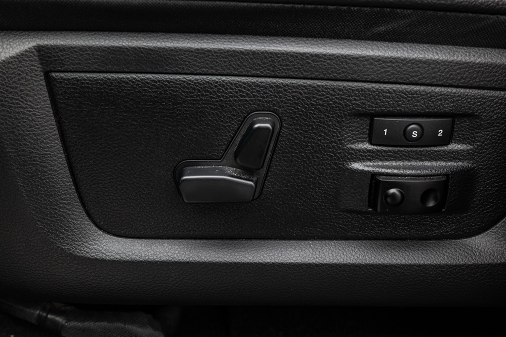 RAM2500 Laramie Crew Cab SWB 4WD15