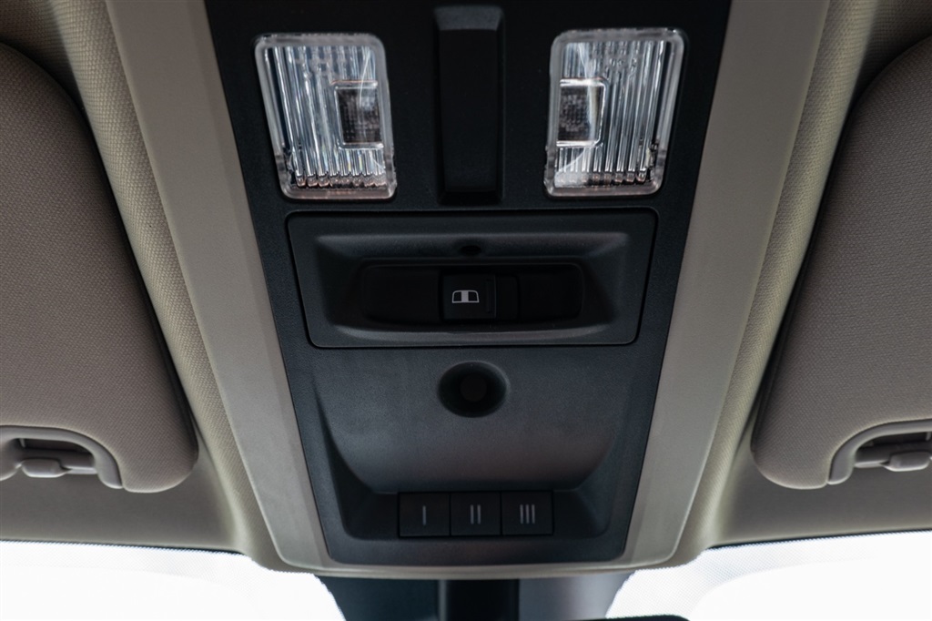 RAM2500 Laramie Crew Cab SWB 4WD21