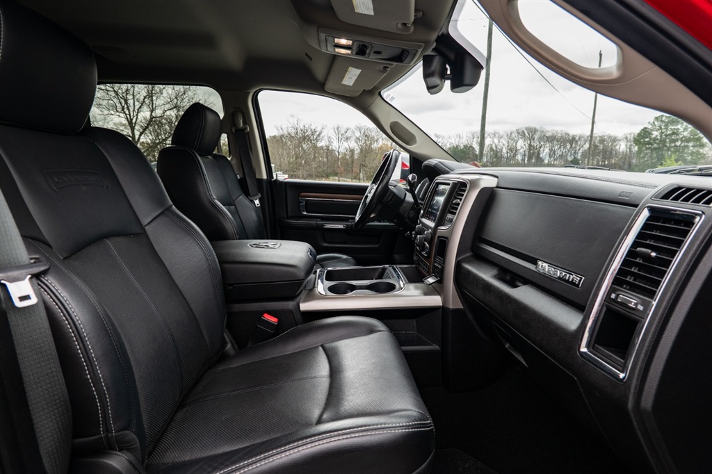 RAM2500 Laramie Crew Cab SWB 4WD32