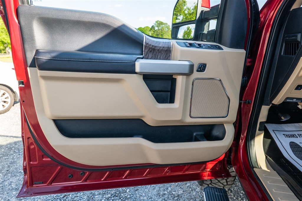 FordF-350 SD Lariat  Ultimate Crew Cab 4WD18