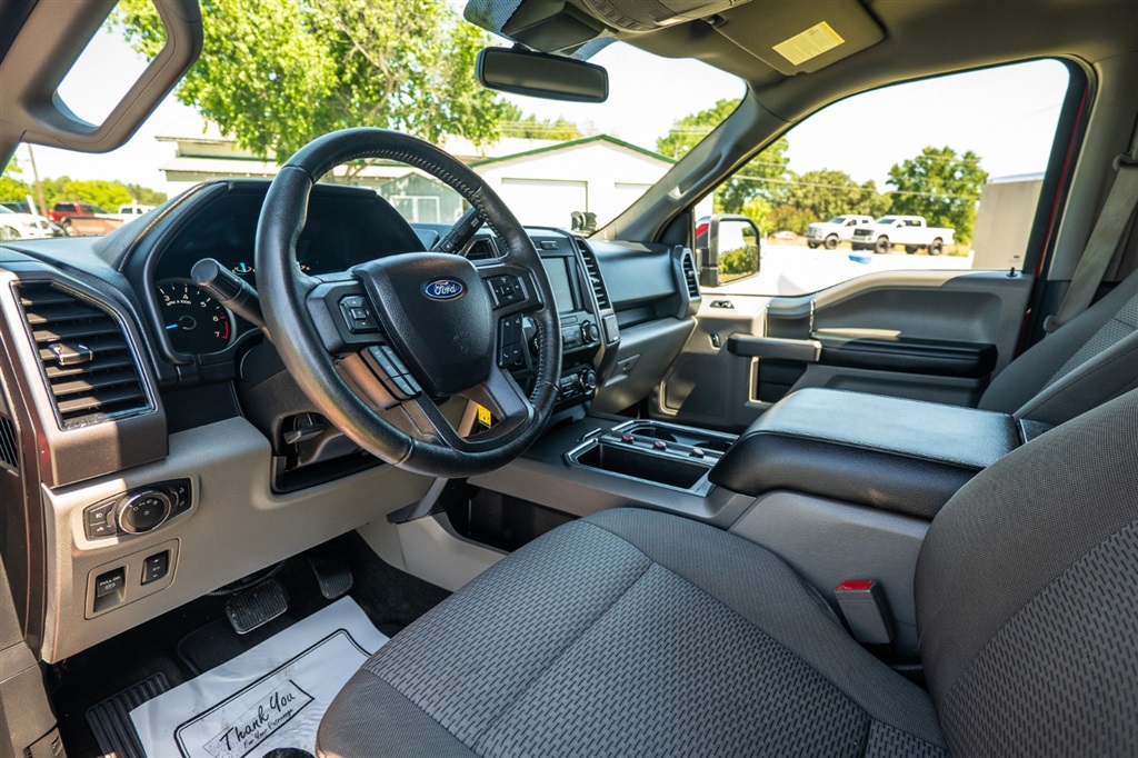 FordF-150 XLT SuperCrew 5.5-ft. Bed 4WD16