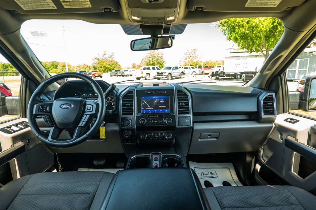 FordF-150 XLT SuperCrew 5.5-ft. Bed 4WD25