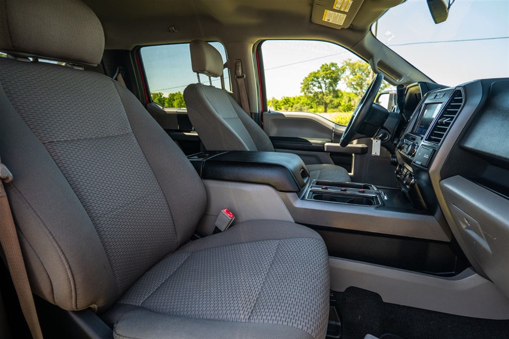 FordF-150 XLT SuperCrew 5.5-ft. Bed 4WD35