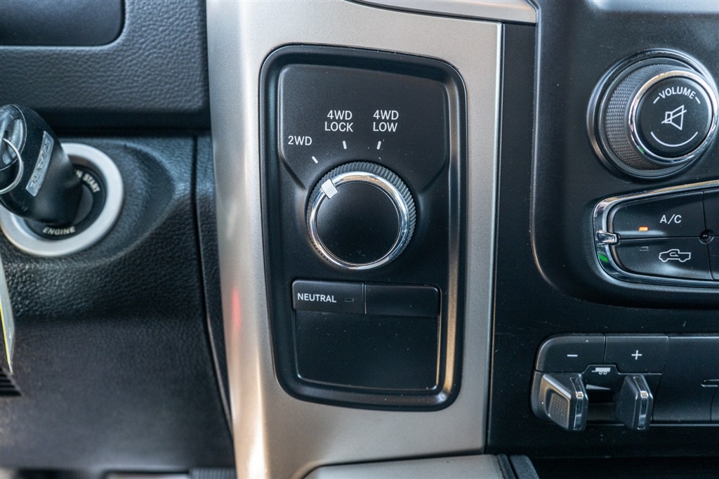 RAM2500 SLT Crew Cab SWB 4WD17