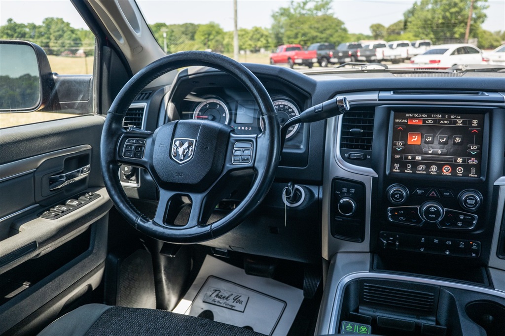 RAM2500 SLT Crew Cab SWB 4WD24