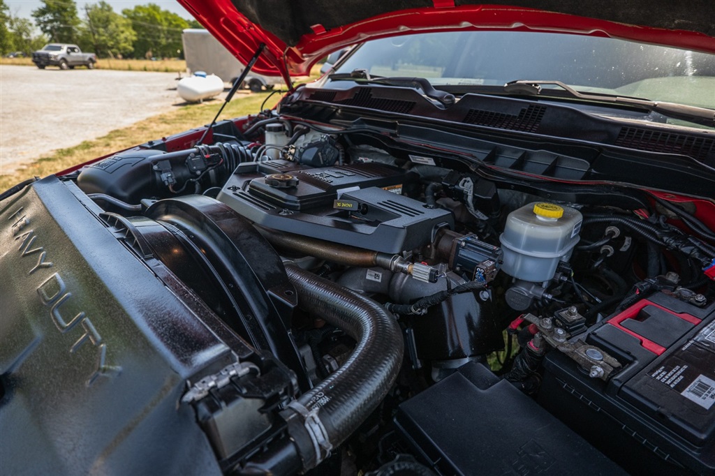 RAM2500 SLT Crew Cab SWB 4WD32