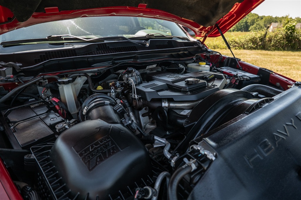 RAM2500 SLT Crew Cab SWB 4WD33
